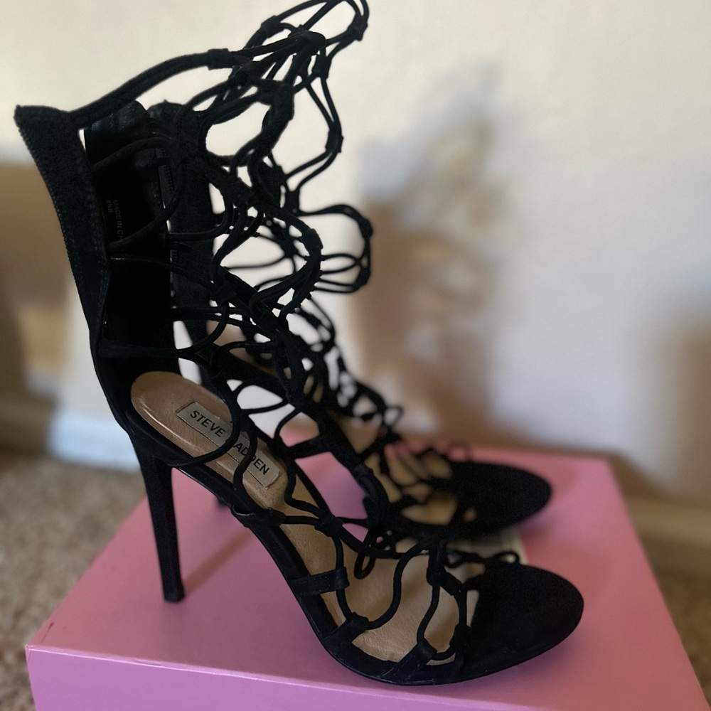 Steve Madden Black Lace-Up Heels